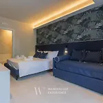 Willa Wanderlust Experience Waves Lux *