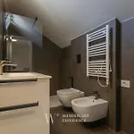 Wanderlust Experience Waves Lux